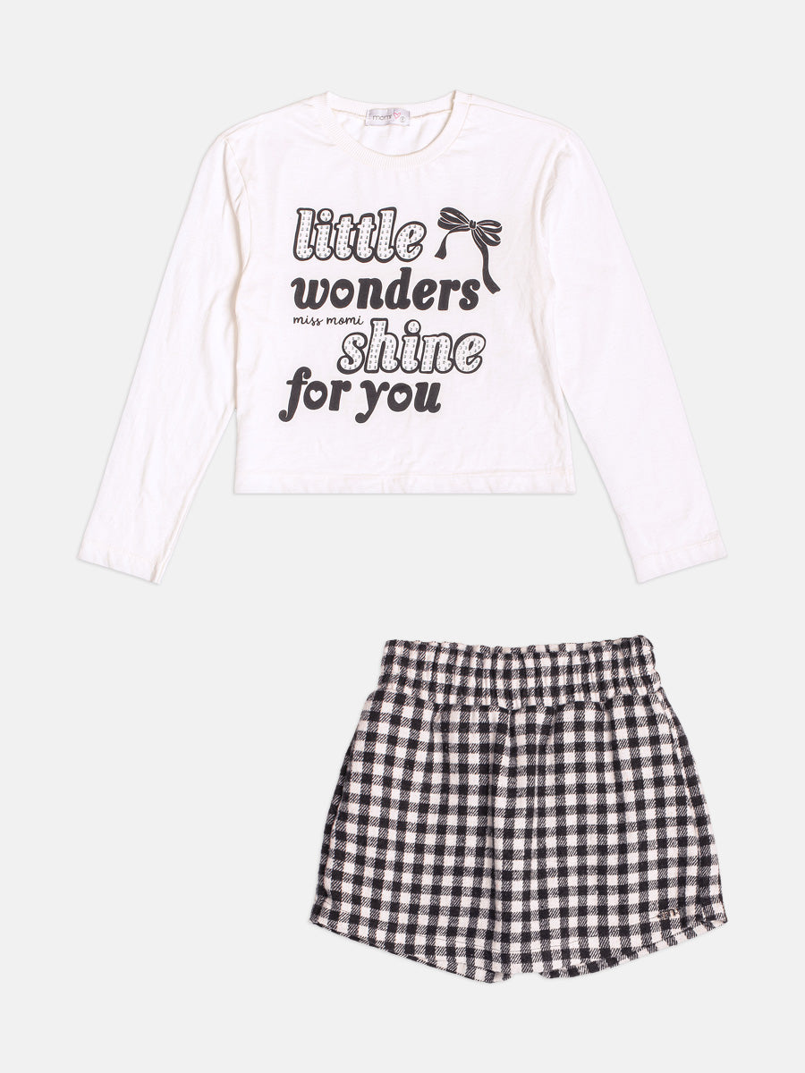 Conjunto Blusa Manga Longa e Shorts Perola Momi