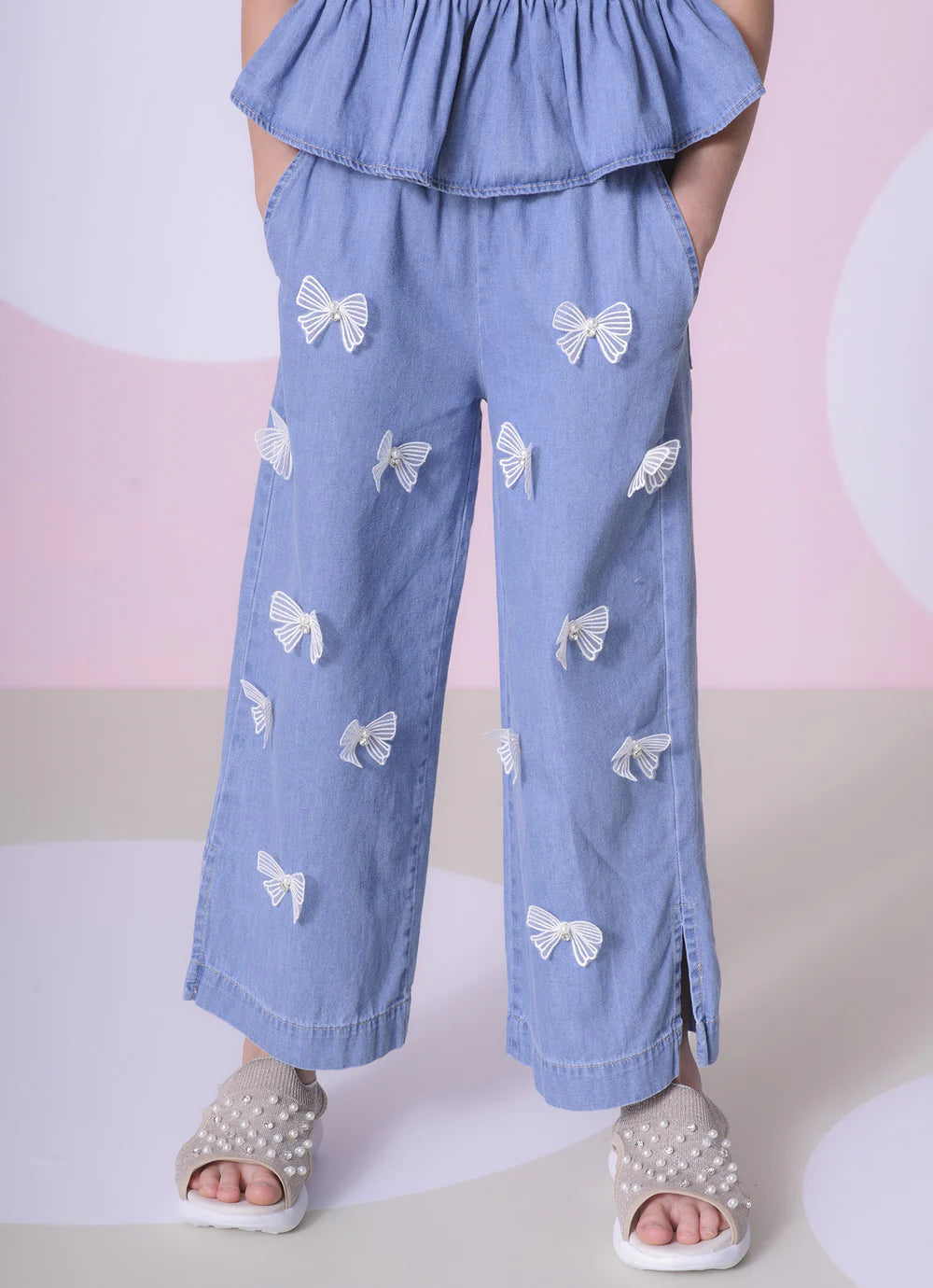 Calça Reta Jeans Fino Laços Aplicados Pituchinhus