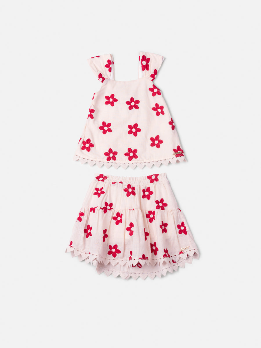 Conjunto Infantil com Flores Bordadas e Renda Anime