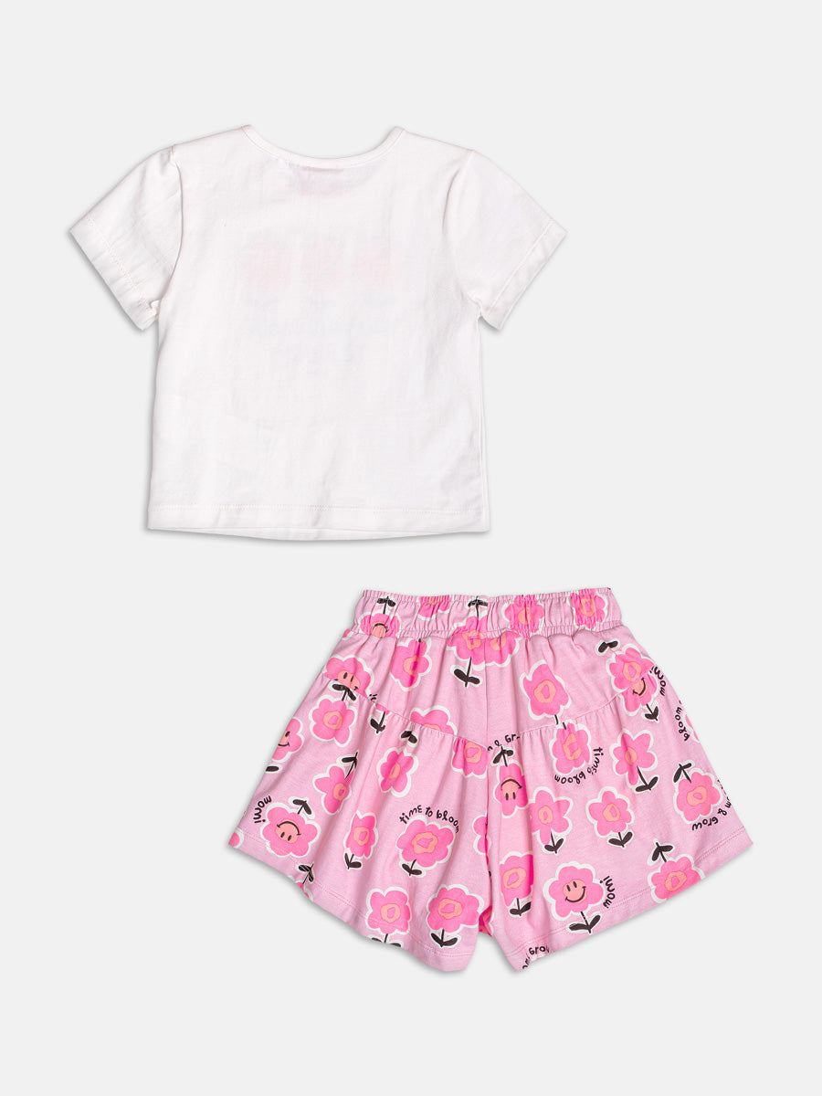 Conjunto Blusa e Shorts Flores Momi