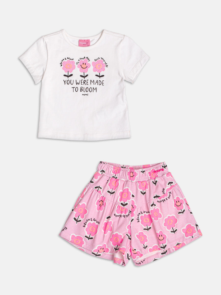 Conjunto Blusa e Shorts Flores Momi