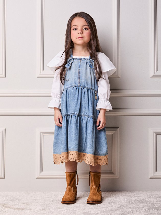 Salopete Jeans Com Renda Animê