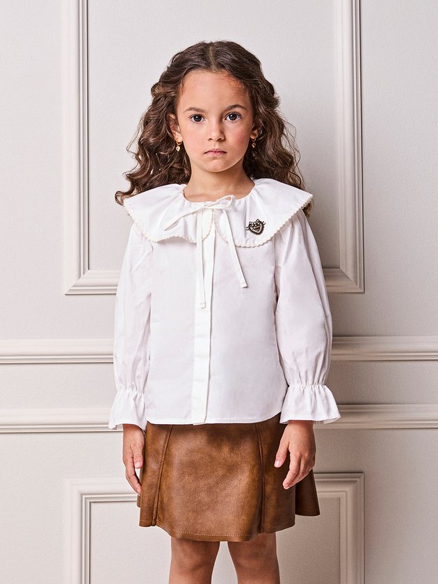 Camisa Com Laco Na Gola Branco Animê
