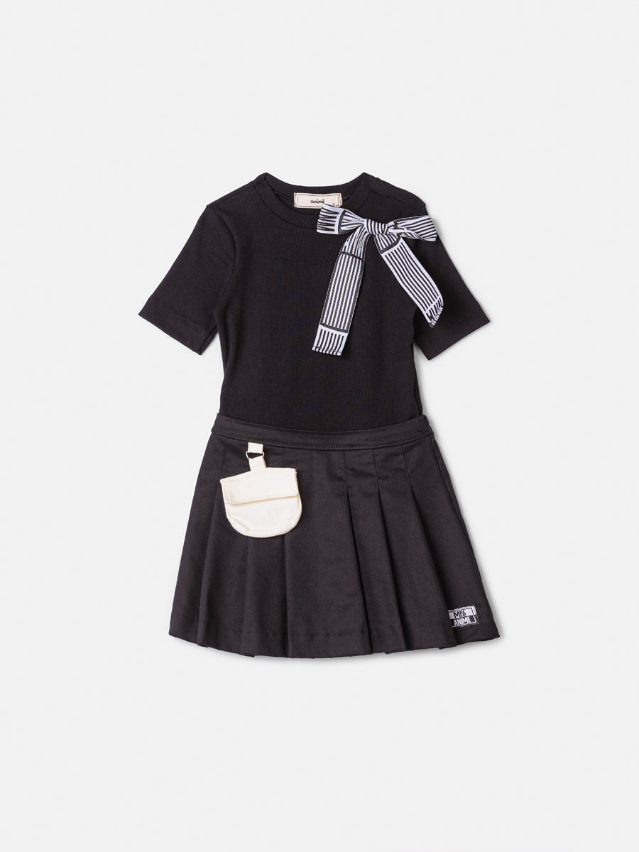 Vestido Canelado Com Bolsinha Preto Animê