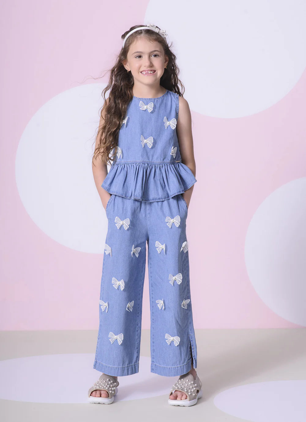 Calça Reta Jeans Fino Laços Aplicados Pituchinhus