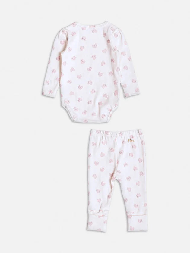 Conjunto Off White de Corações Momi