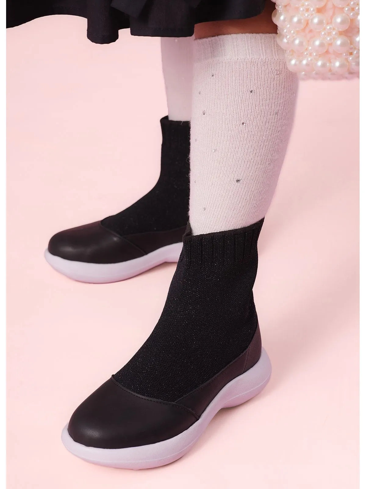 Bota Knit Biqueira Couro Preto - BambolePetit